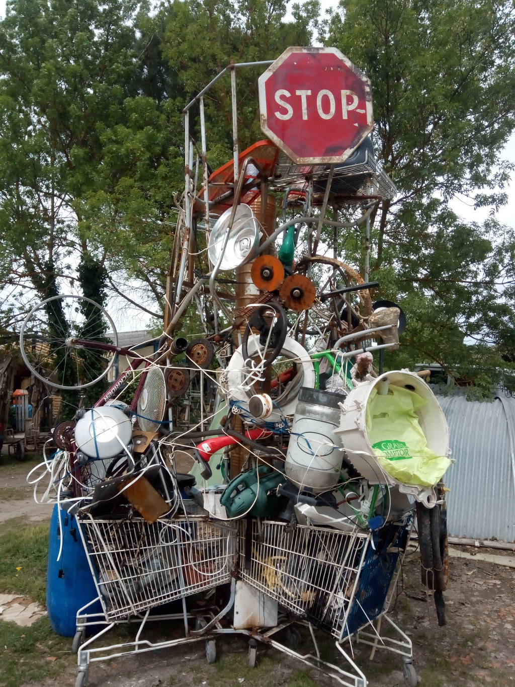 En Bretagne, les recycleries et ressourceries s'unissent sous une